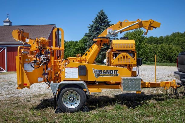 Browse Specs and more for the INTIMIDATOR™ 12XP Towable Hand-Fed Chipper - Bobcat of Indy