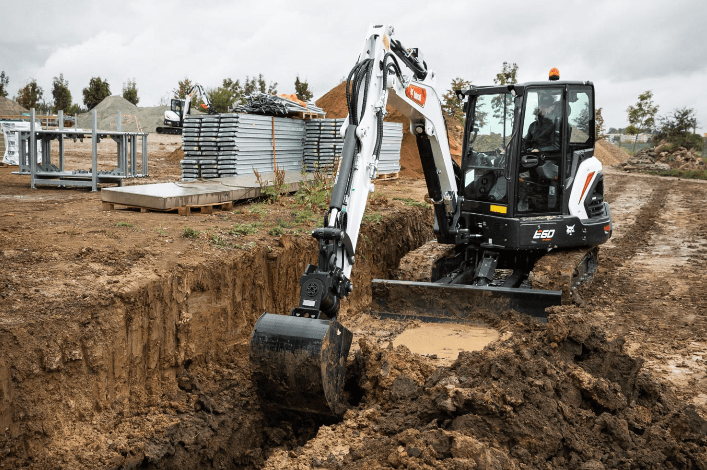 Browse Specs and more for the Bobcat E60 Compact Excavator - Bobcat of Indy