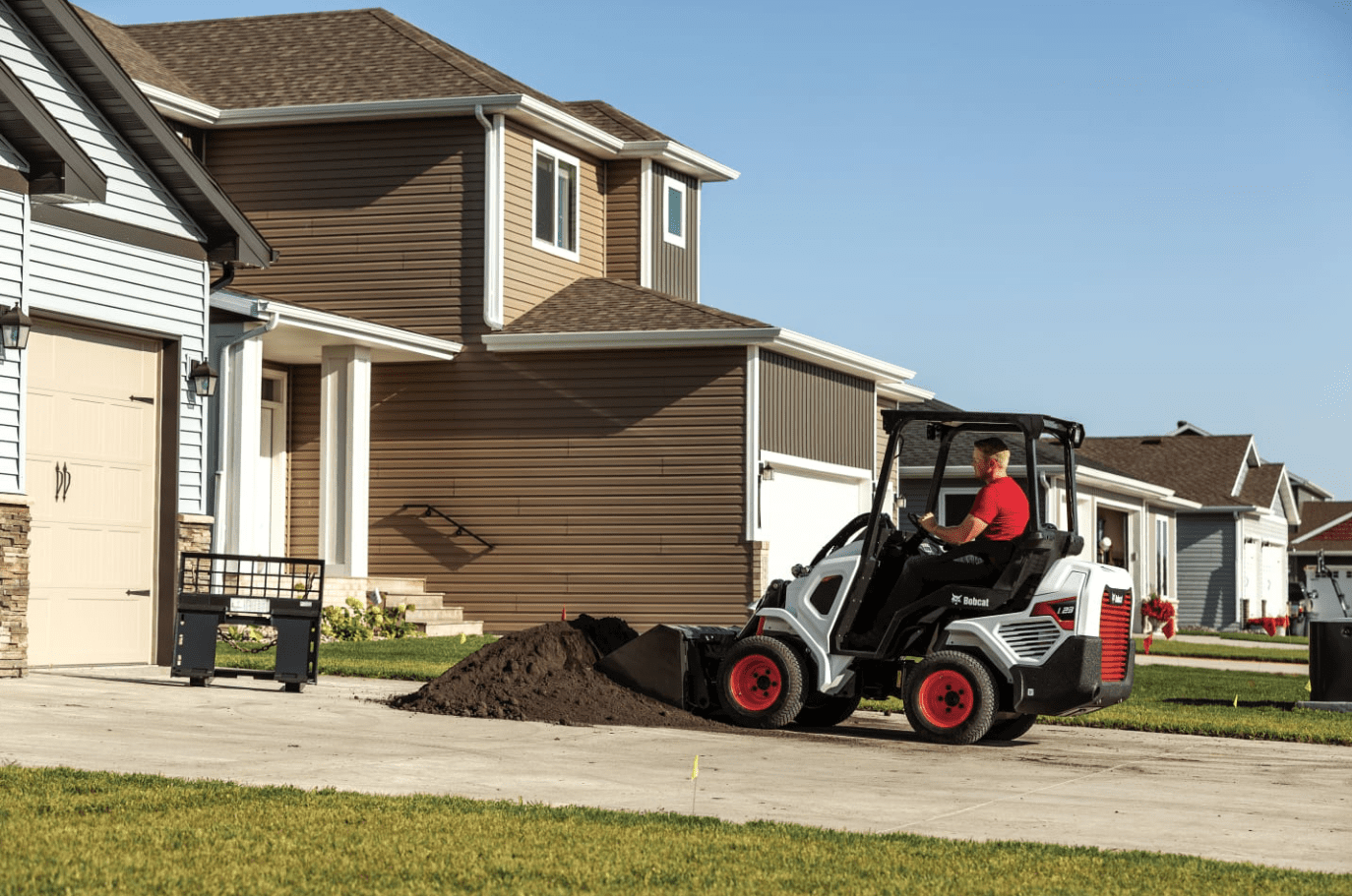 Browse Specs and more for the Bobcat L23 Small Articulated Loader - Bobcat of Indy