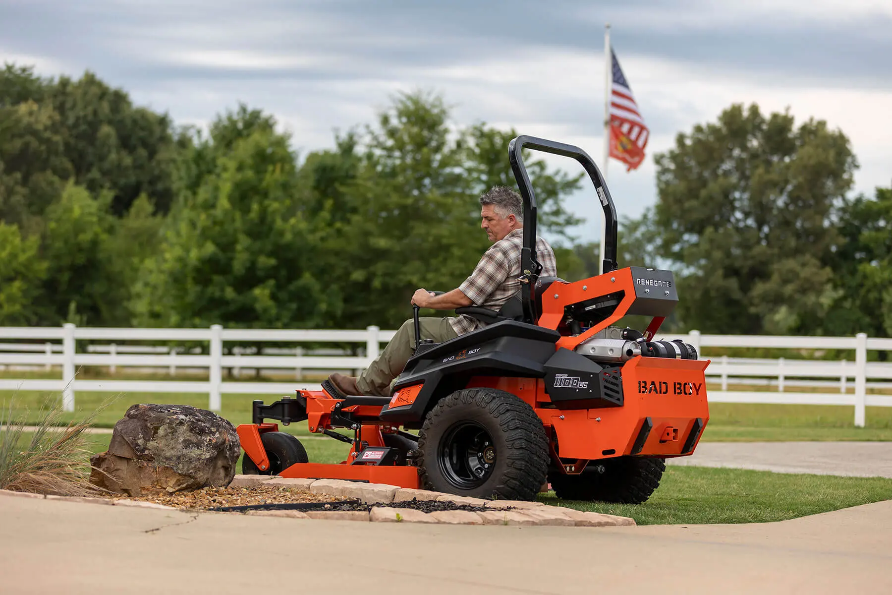Browse Specs and more for the Outlaw Renegade Diesel Mower - Bobcat of Indy
