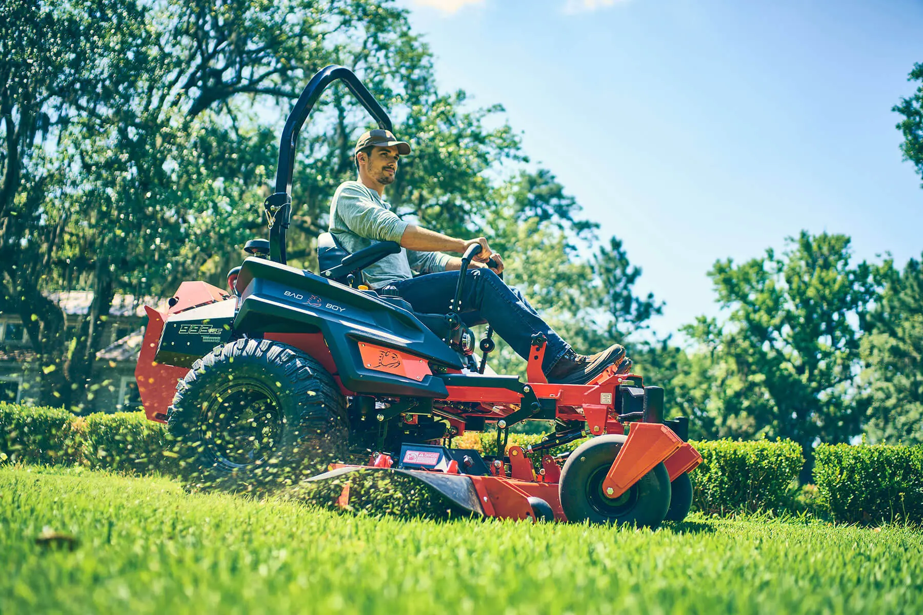 Browse Specs and more for the Outlaw Renegade Gasoline Mower - Bobcat of Indy