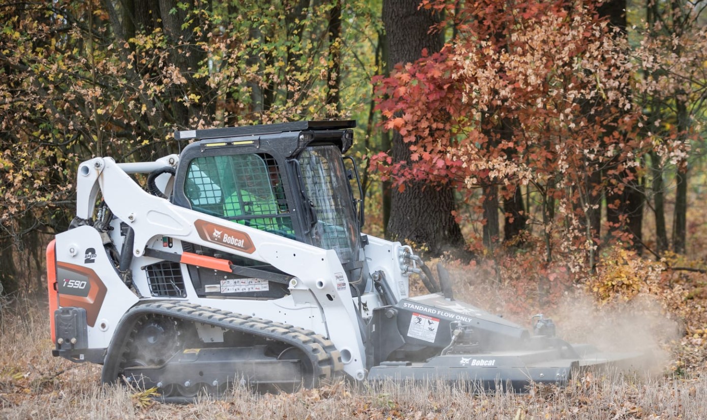 Browse Specs and more for the Bobcat T590 Compact Track Loader - Bobcat of Indy